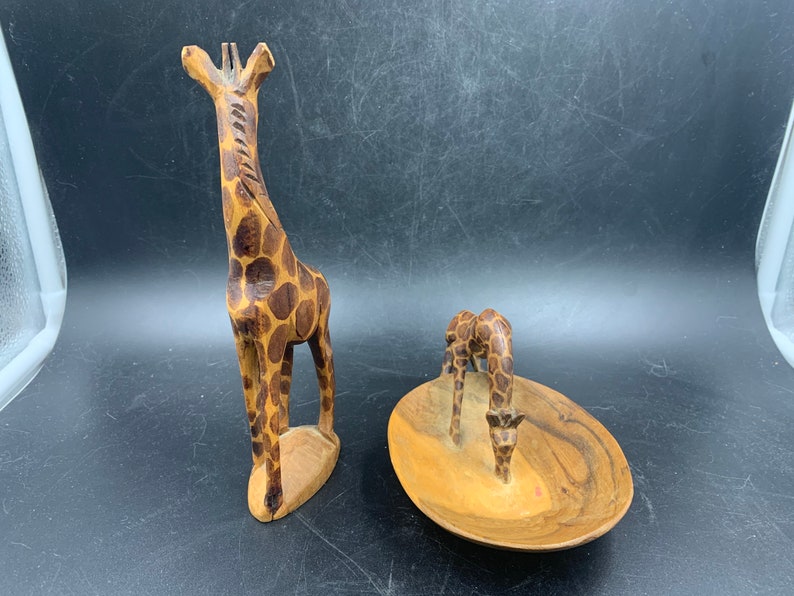 Giraffes Carved Wooden Standing Figure and Giraffe Bowl Set of Two Vintage image 2