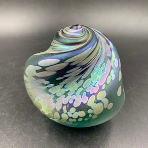 Maytum Studio & Rudin Art Glass Nautilus Paperweight Iridescent Signed Vintage