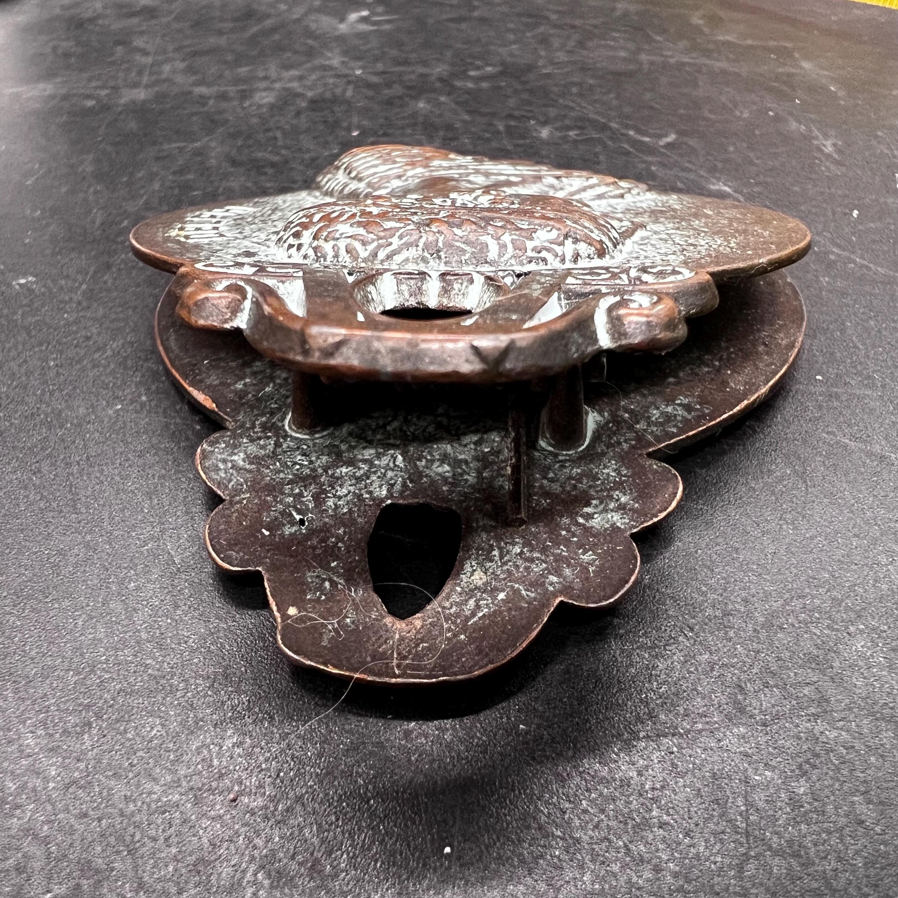 DELPHI 記念メダル アンティーク Vintage Delphi Greece Cast Metal Paperweight Spring Clip Memo