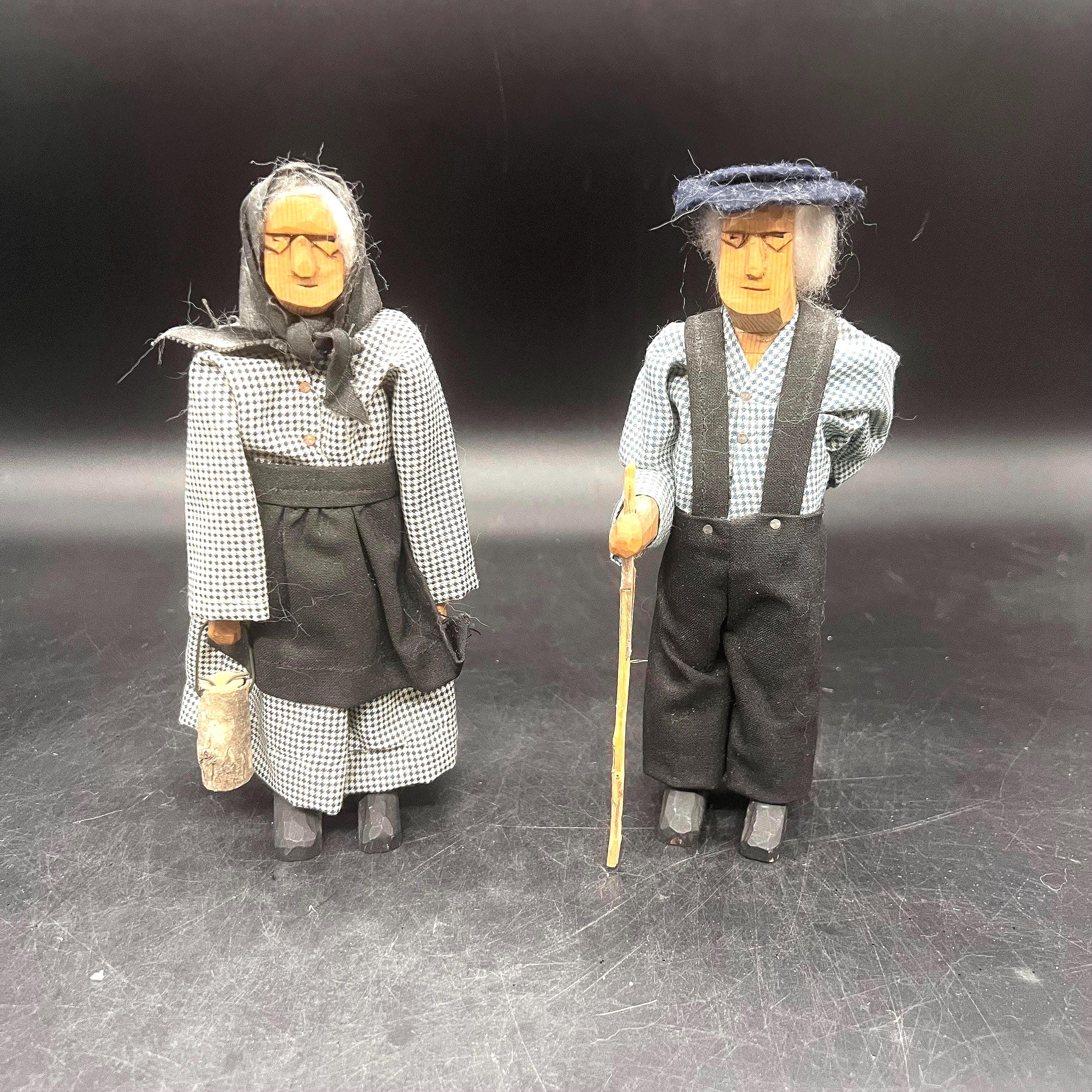 Hand Carved Folk Art Granny and Pappy Dolls, 8