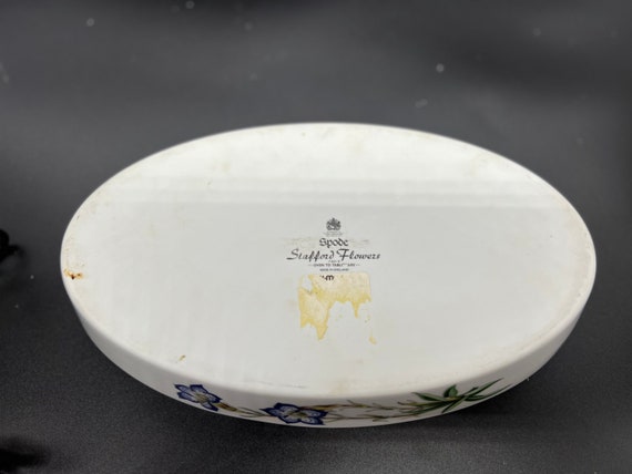 Spode Stratford Flowers 三角皿 上部より14.5×2.5 Vintage Spode Stafford Flowers Oval Casserole Dish, Gold Trim Bone