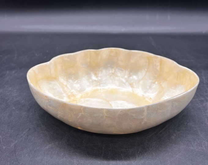 Capiz Shell Bowl by Gumps NY Scalloped Rim Vintage FREE SHIPPING - Etsy