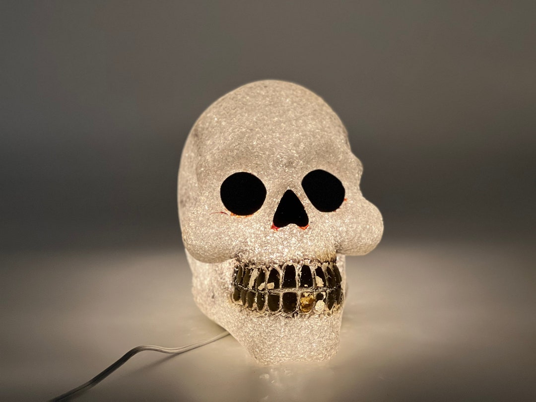 Vintage Halloween Skull Lamp, Melted Plastic Popcorn Decor - Etsy