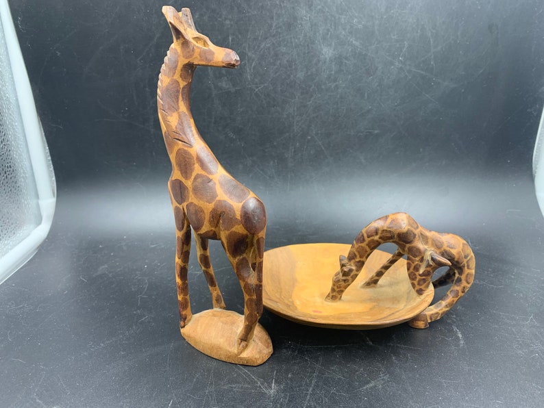 Giraffes Carved Wooden Standing Figure and Giraffe Bowl Set of Two Vintage image 4