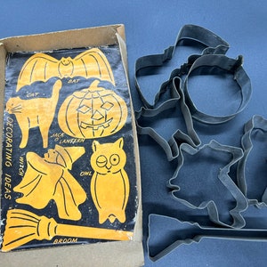 Halloween Trick or Treat Halloween Cooky Cookie Cutters in Original Box Bottom No Top For Decor image 2