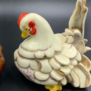 White Chicken Hen Figurine 22k Gold Trim Hand Painted Italy Stylized Vintage FREE SHIPPING