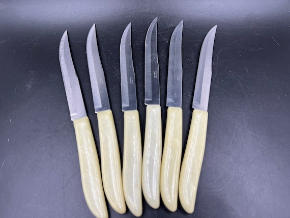 Quikut Steak Knives Serrated Stainless Steel Pearlized Bakelite Handles Set  of 6 Vintage -  Finland