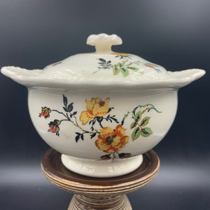 Homer Laughlin Virginia Rose Small Covered Vegetable Bowl Dish FREE SHIPPING
