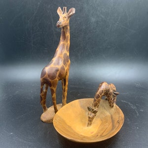 Giraffes Carved Wooden Standing Figure and Giraffe Bowl Set of Two Vintage image 1