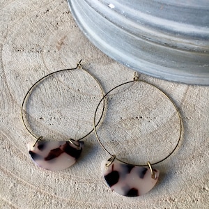 Tortoise Shell Earrings, resin earrings, resin jewelry, dangle earrings, half circle earrings, hoop earrings, crescent earring, gift for her