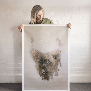 Tasmaanse kunstkaart gigantisch canvas, 830 x 1200 mm Tasmanië Art Print, Australië, topografie, grote 2D-reliëfkaart, Lutruwita, toeristische kaart, giclee