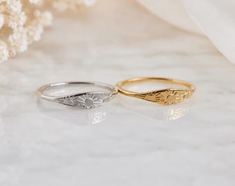 Sun Ring, Sunshine Ring, Celestial Ring, Gold Pearl Ring, Signet Ring, Minimalist Dainty Ring, Stacking Ring, Ring Jewelry Gift for Her