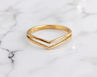 Minimalist Gold Chevron Ring, WishBone Ring, Dainty V Shaped Ring, Gold Stacking Ring, Everyday Ring, Delicate Promise Ring, Gift for Her