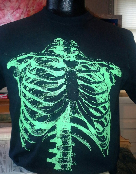 Glowing Skeleton Rib Cage Halloween Men's Tshirt - Crazy Dog T-Shirts