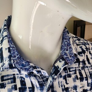 Mens Robert graham White Abstract Grid Print Short Sleeve Button Down Shirt L 27 image 6