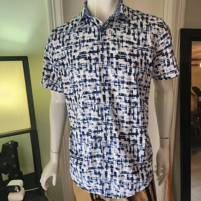 Mens Robert graham White Abstract Grid Print Short Sleeve Button Down Shirt L 27 image 1