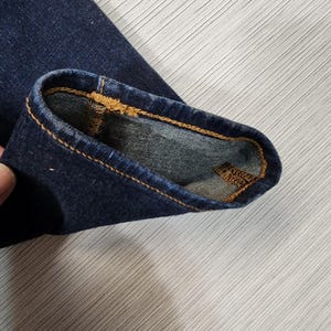 Pantalones vaqueros True Religion GENO Relaxed Slim de lavado oscuro para hombre @25 Talla 30/31 imagen 7