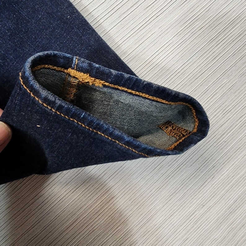 Pantalones vaqueros True Religion GENO Relaxed Slim de lavado oscuro para hombre @25 Talla 30/31 imagen 7