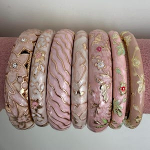 Vintage luxury enamel floral printed gold cuff bangle