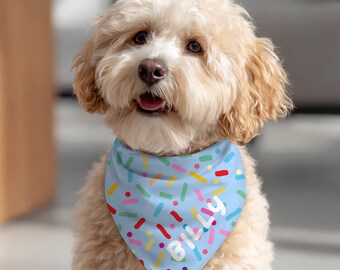 名入れ犬用誕生日バンダナ、ブルースプリンクル子犬パーティーアクセサリー、カスタムネーム入りペットギフト