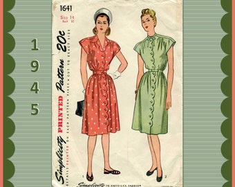 Simplicity 1641 Vintage Dress Sewing Pattern for 1940s Button Front Dress With Scallop Detail and Extended Shoulders, Bust Size 32”