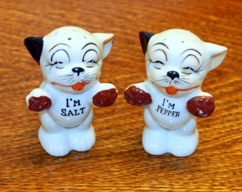 Bonzo Dog Salt & Pepper Shakers, I'm Salt, I'm Pepper, Vintage, Collectable Salt Shaker Set
