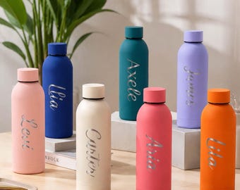 Gepersonaliseerde roestvrijstalen waterfles met naam, aangepaste gym- en reisbeker, geïsoleerde fles voor vrouwen, kinderen, familiecadeau, cadeau bruidsmeisje
