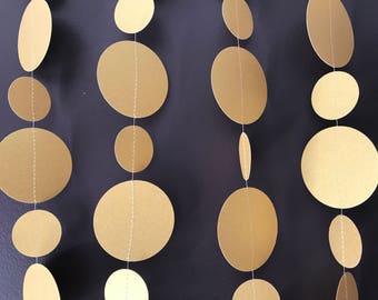 Metallic Gold Circle Garland – Party Photo Booth Decoration