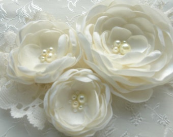 Bridal Flower Brooch OR Hair Clip Bridal Flower Hair Clip with Pearls Crystals Champagne Hair Accessories