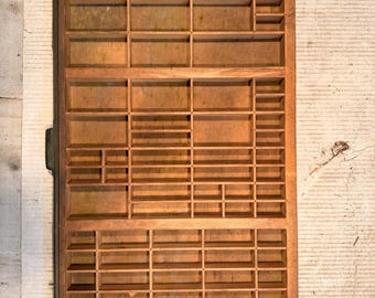 Caja tipográfica antigua para cajón de imprenta n.° 17