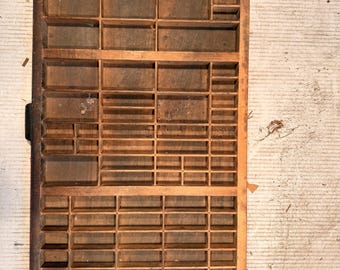 Caja tipográfica antigua para cajón de imprenta n.° 46