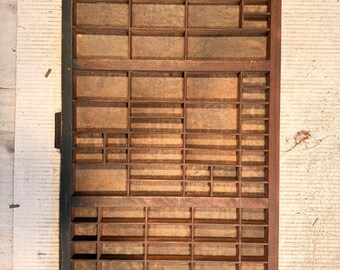 Caja tipográfica antigua para cajón de imprenta n.° 31