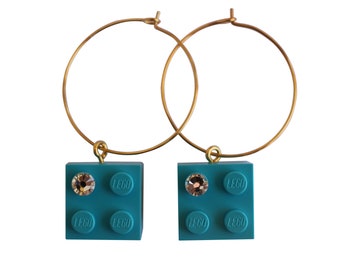 Turquoise Blue LEGO® brick 2x2 with a ‘Diamond’ color SWAROVSKI® crystal on a Silver/Gold plated hoop