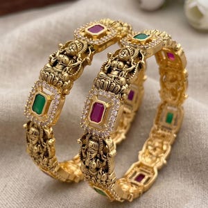 Lakshmi Temple Bangles, South Indian Bridal Bangles, Ruby Emerald Kada Bracelet, Goddess Lakshmi Jewelry, Traditional Wedding Bangles