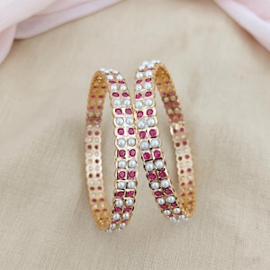 Pearl Ruby armbandenset, gouden traditionele armbanden, Indiase bruidssieraden, stapelbare armbanden, huwelijkscadeau voor vrouwen