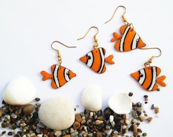 Pendientes de rayas naranjas de pez payaso y collar marino brillante, lindas joyas de playa de verano