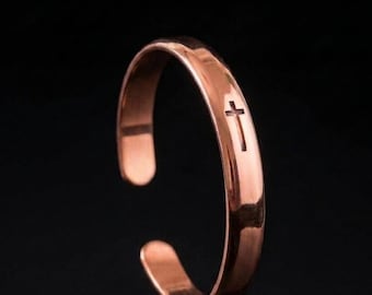 Bracelet en cuivre pur - Bracelet jonc croix - Manchette en cuivre - Idéal pour un cadeau - Bijoux uniques faits main - Bracelet homme pour femme