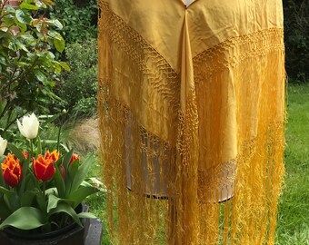 Vintage silk shawl sunshine yellow long hand knotted silk fringe circa 1920