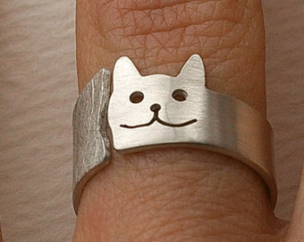 Silver ring cat