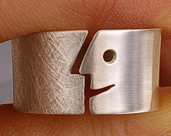 Silver ring face smooth + rough