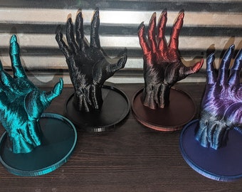 Soporte para anillos con forma de mano izquierda de demonio aterrador y plato para monedas