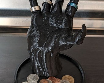 Plato de cambio con porta anillos de mano derecha de Scary Demon