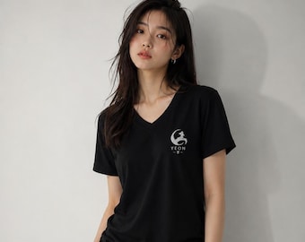 YEON Relaxed T-shirt met V-hals voor dames – Zwart & Goud, Koreaans geïnspireerd T-shirt