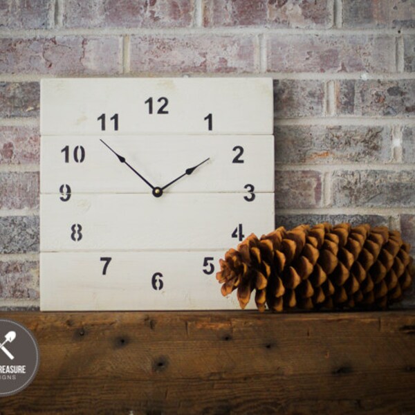 Shiplap Wall Clock (14" x 14")