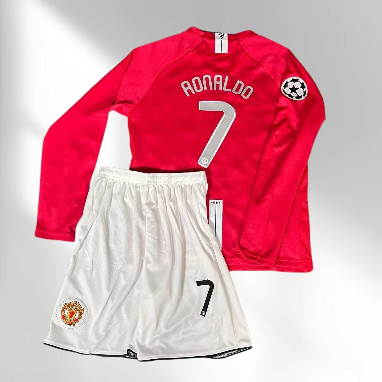Ronaldo youth manchester jersey - Etsy 日本