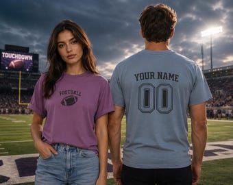 Personalisiertes Fußball Dad Shirt, Benutzerdefiniertes Fußball Eltern-T-Shirt, Fußball Mom Dad Shirt, Benutzerdefiniertes Namensnummer Shirt, Fußballfan Geschenk