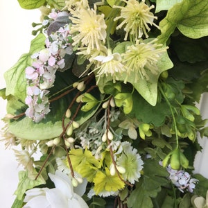 White Sunflowers & Ranunculus with Bright Green Ivy Wreath | Etsy