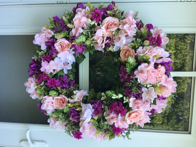 Pink Hydrangea /& Roses with orchid Daisies