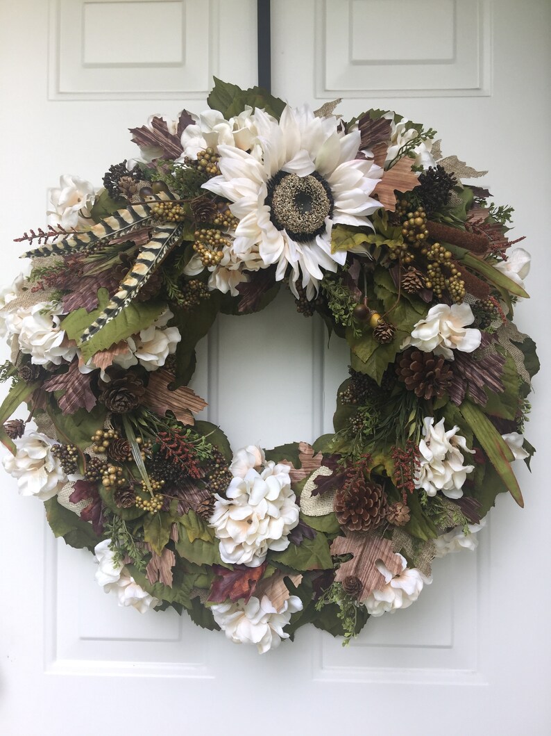 Sale! White Sunflower /& Hydrangea Accented with Brown and Green Wreath
