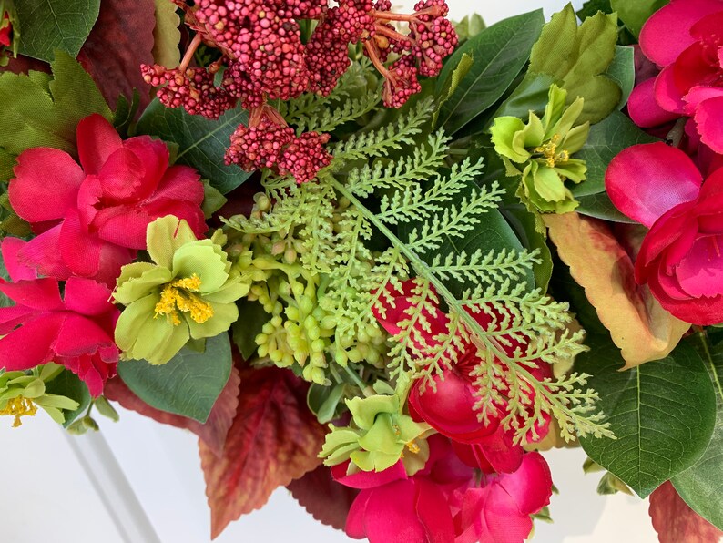 Magenta Roses & Camelia With Green Daisies Wreath Etsy